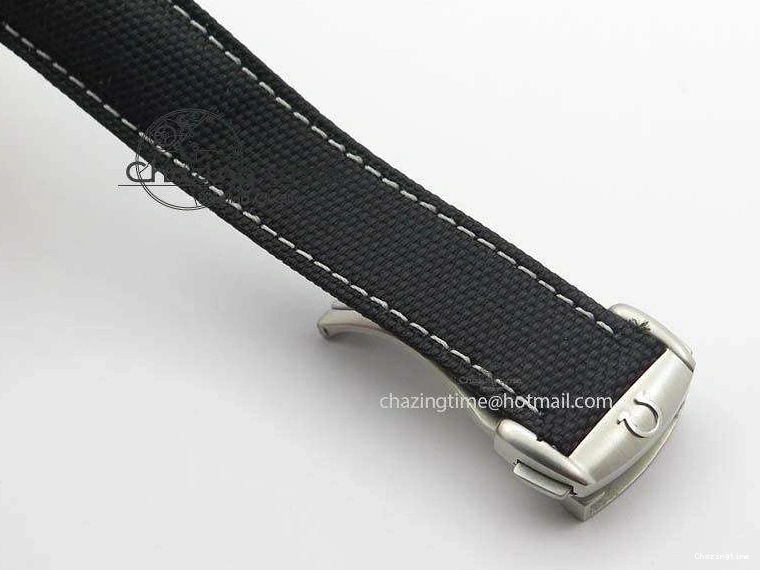 1229 TimelessDesign Speedmaster JHF SS Snoopy Award 45th Anniversary White Dial On Black Nylon Strap 8209